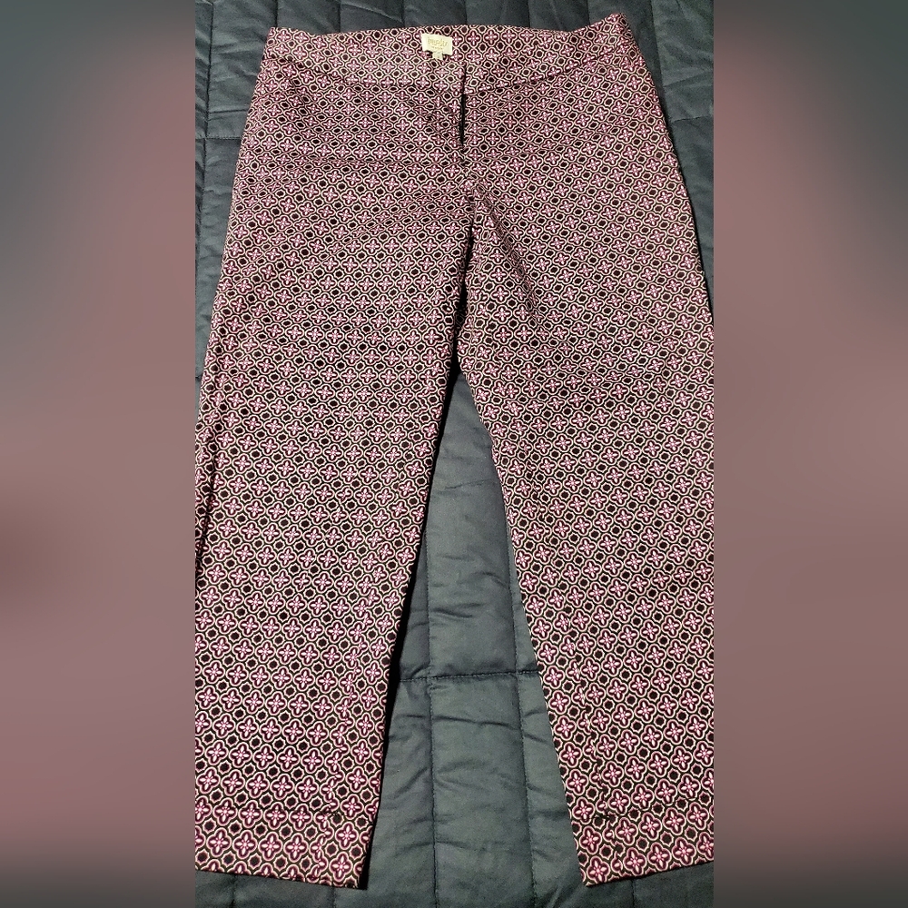 Laundry By Shelli Segal Pink and Black Capris